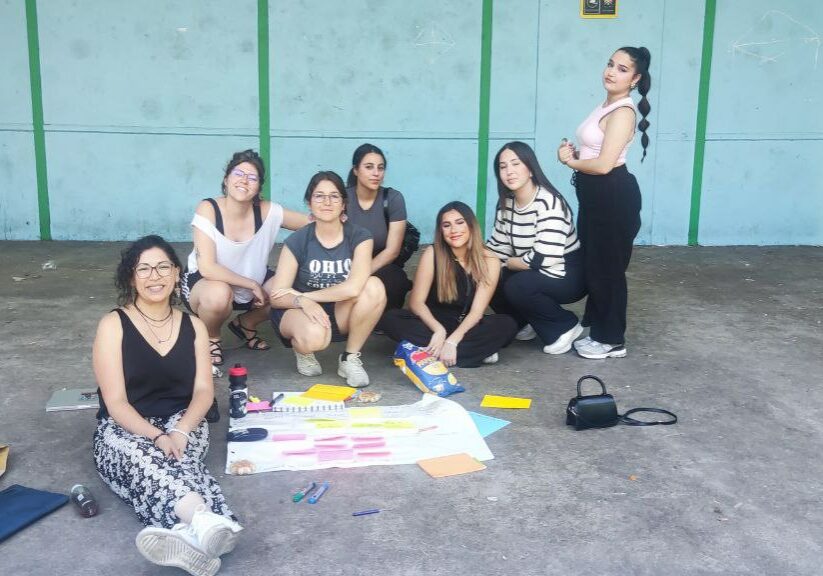 Angela y las chicas
